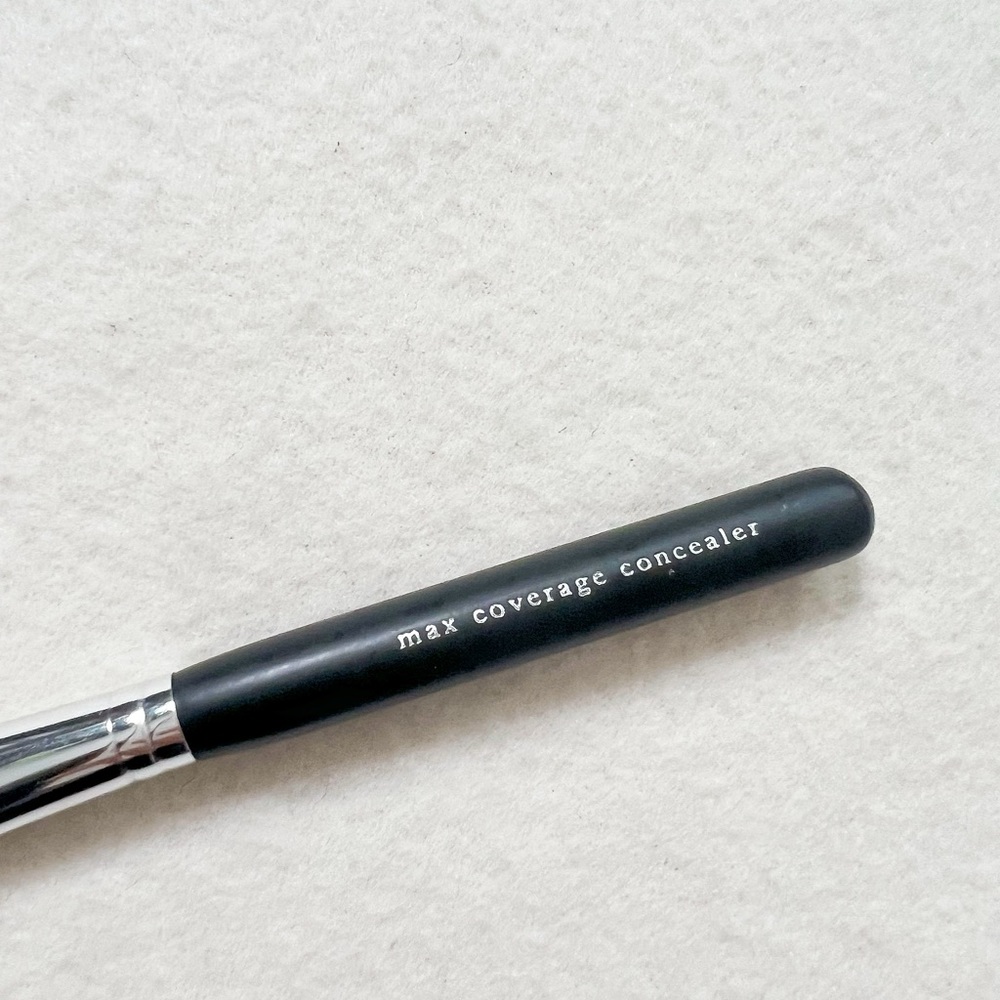 bareMinerals Full Coverage Kabuki Flawless Face Max Concealer Brush Set 3pc - Picture 15 of 16